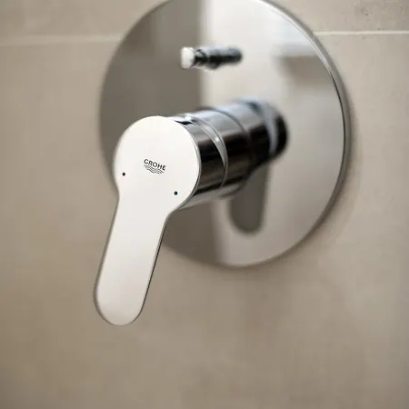 Przestronny Very Berry W Poznaniu Z Dwiema Sypialniami By Renters * بوزنان