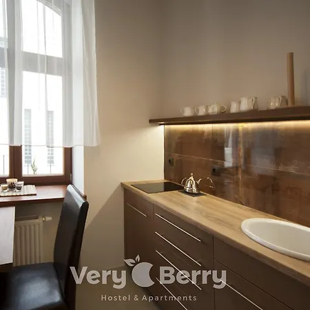 Przestronny Very Berry W Poznaniu Z Dwiema Sypialniami By Renters *