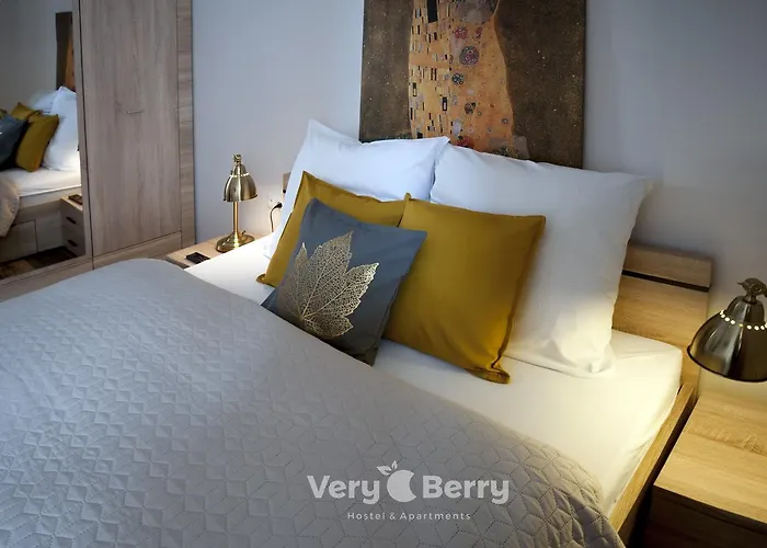 Apartamento Przestronny Very Berry W Poznaniu Z Dwiema Sypialniami By Renters *