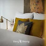 Very Berry - Orzeszkowej 16 - Mtp Apartment, Parking, Check In 24h * Poznań